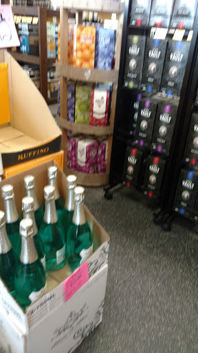 Liquor Store «Montgomery County Liquor & Wine - Burtonsville», reviews and photos, 15620 Old Columbia Pike, Burtonsville, MD 20866, USA