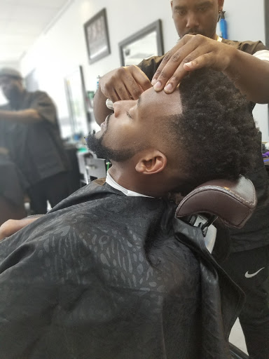 Barber Shop «Kings Barber Shop», reviews and photos, 52 S Broad St #400, Porterdale, GA 30014, USA