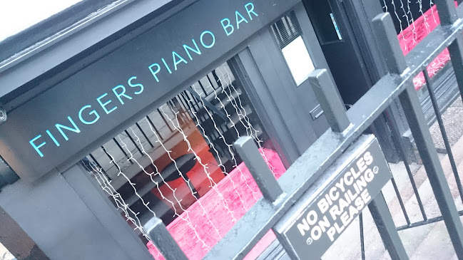 Comments and reviews of Fingers Piano Bar
