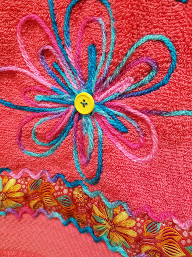 Fabric Store «Keep Me In Stitches», reviews and photos, 10459 Ulmerton Rd, Largo, FL 33771, USA