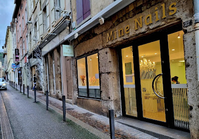 Mine Nails à Vienne