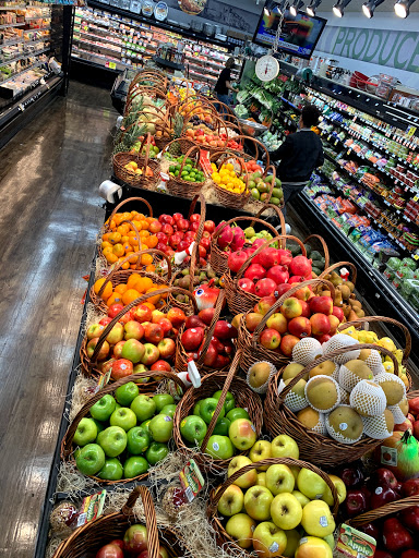 Supermarket «Associated Marketplace», reviews and photos, 905 Franklin Ave, Brooklyn, NY 11225, USA