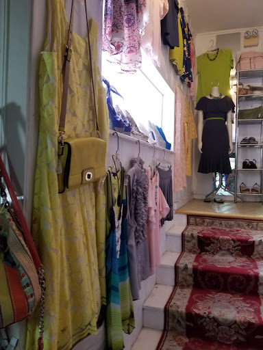 Consignment Shop «New To You Consignment Shop», reviews and photos, 6707 Massachusetts Ave, New Port Richey, FL 34653, USA