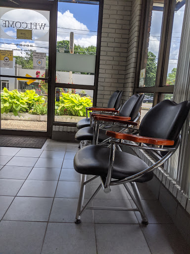 Beauty Salon «Salon Q», reviews and photos, 1347 E Main St, Torrington, CT 06790, USA
