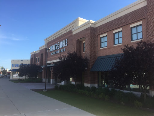 Book Store «Barnes & Noble», reviews and photos, 800 Settlers Ridge Center Dr, Pittsburgh, PA 15205, USA