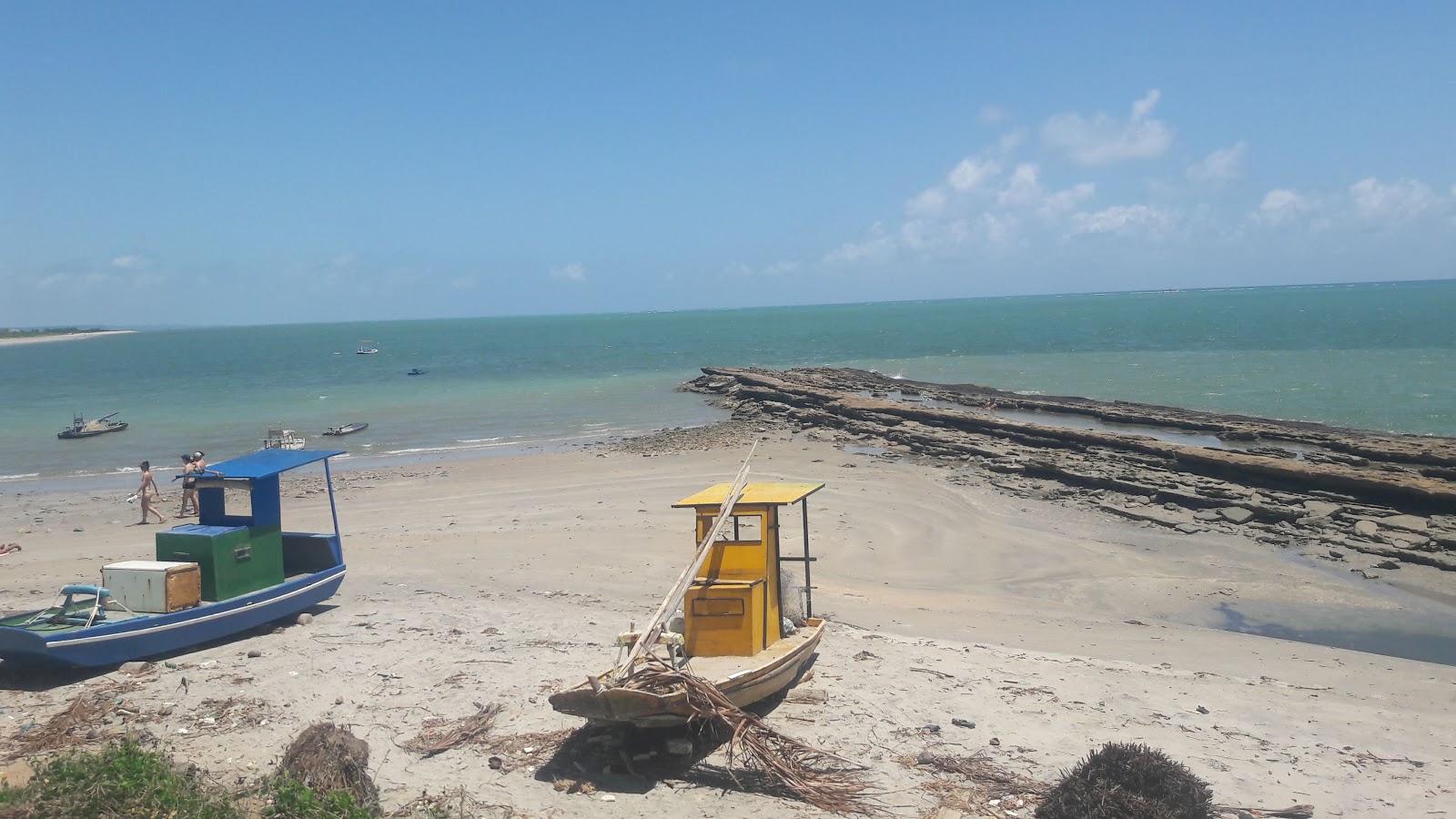 Fotografie cu Praia de Tabuba - loc de vacanță prietenos pentru animale de companie