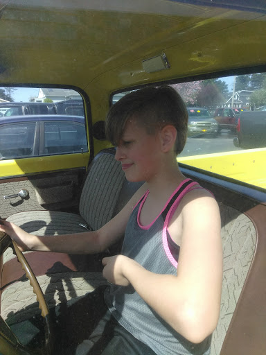 Used Car Dealer «Happy Motors Inc», reviews and photos, 134 NW 15th St, Newport, OR 97365, USA