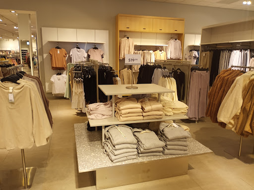 Shopping Mall «Southlake Mall», reviews and photos, 1000 Southlake Cir, Morrow, GA 30260, USA