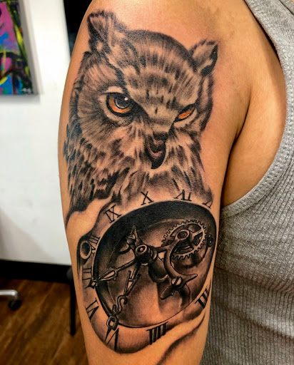 Tattoo Shop «Kings Tattoos & Piercings», reviews and photos, 2957 S Westmoreland Rd, Dallas, TX 75233, USA