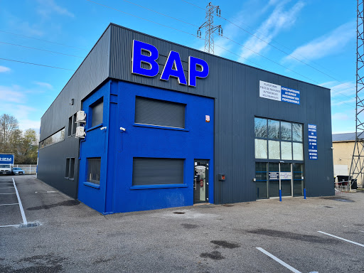 Photo 4 - APEX AUTO