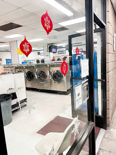 Laundromat «Cypress Bubbles», reviews and photos, 16900 Lakewood Blvd, Bellflower, CA 90706, USA