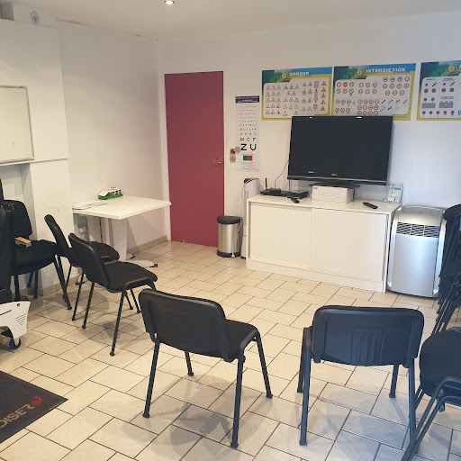 Ajn Conduite à Montigny-le-Bretonneux, Yvelines