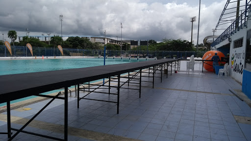 Adult swimming lessons Cartagena