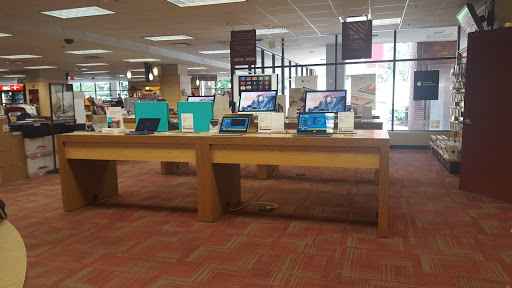 Book Store «Florida State University Bookstore», reviews and photos, 104 N Woodward Ave, Tallahassee, FL 32304, USA