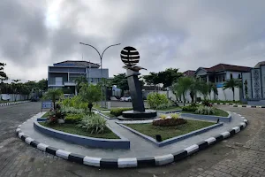 Universitas Terbuka image