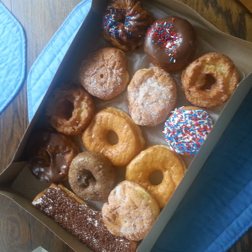 Donut Shop «Dunk Donuts», reviews and photos, 1912 Lake St, Melrose Park, IL 60160, USA