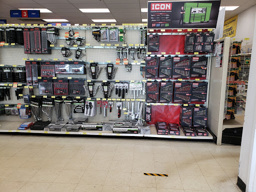 Hardware Store «Harbor Freight Tools», reviews and photos, 668 N. Riverside, Clarksville, TN 37040, USA