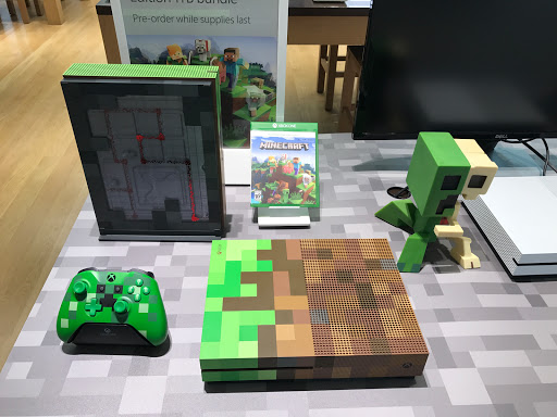 Computer Store «Microsoft Store - Aventura Mall», reviews and photos, 19575 Biscayne Blvd #1565, Aventura, FL 33180, USA