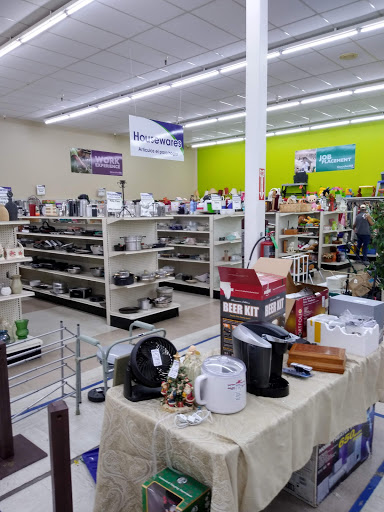 Thrift Store «Goodwill Store and Donation Center», reviews and photos, 6929 J.F.K. Blvd # 112, North Little Rock, AR 72116, USA