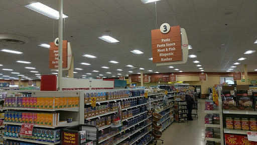 Supermarket «Giant Eagle Supermarket», reviews and photos, 50 W Bridge St, Berea, OH 44017, USA