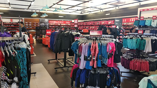 Tiendas para comprar ropa deportiva mujer Asunción