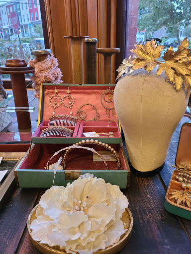 Bridal Shop «Jill Andrews Gowns», reviews and photos, 3355 Keswick Rd #101, Baltimore, MD 21211, USA