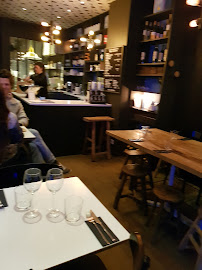 Atmosphère du Restaurant argentin Clasico Argentino Pigalle à Paris - n°12