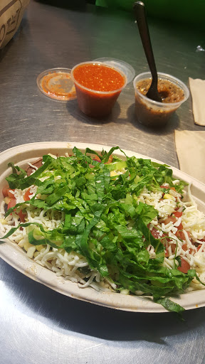 Mexican Restaurant «Chipotle Mexican Grill», reviews and photos, 4751 S Broadway Ave, Tyler, TX 75703, USA