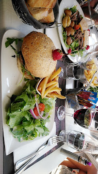 Hamburger du Chalet chez Mimi's restaurant au bord du lac à Aix-les-Bains - n°8
