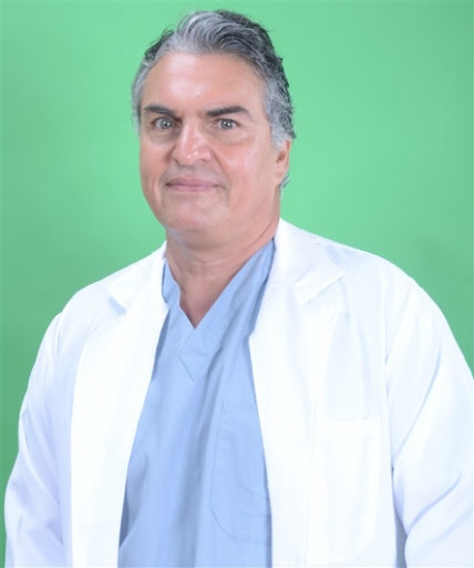 Dr. Luis Teodoro Tueme Arellano, Oftalmólogo