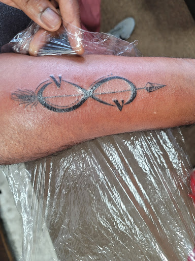 Tattoo Shop «Island Ink Tattoo», reviews and photos, 1215 Miracle Strip Pkwy SE, Fort Walton Beach, FL 32548, USA