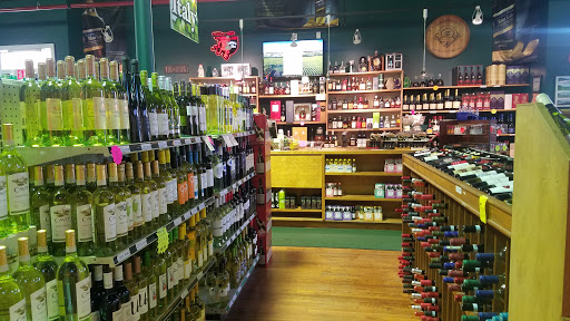 Liquor Store «Hennessy Wine & Liquor», reviews and photos, 6 Depot St, Washingtonville, NY 10992, USA