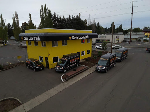 Locksmith «Davis Lock & Safe», reviews and photos, 3880 SW 170th Ave, Beaverton, OR 97007, USA