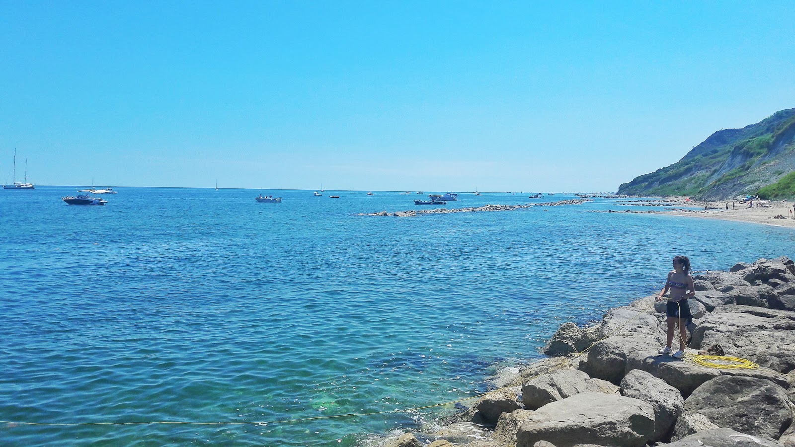 Foto af Spiaggia di Casteldimezzo strandferiestedet område