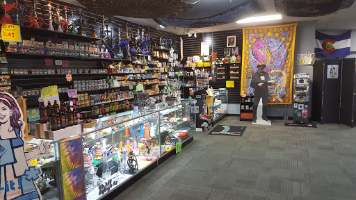 Tobacco Shop «Headed West», reviews and photos, 1565 S Colorado Blvd, Denver, CO 80222, USA