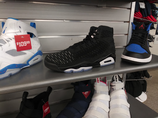 Sportswear Store «Champs Sports», reviews and photos, 200 S Broadway St, McAllen, TX 78501, USA