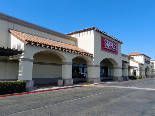 Office Supply Store «Staples», reviews and photos, 317 W Ventura Blvd, Camarillo, CA 93010, USA