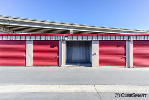 Self-Storage Facility «CubeSmart Self Storage», reviews and photos, 3300 Park Rd, Benicia, CA 94510, USA