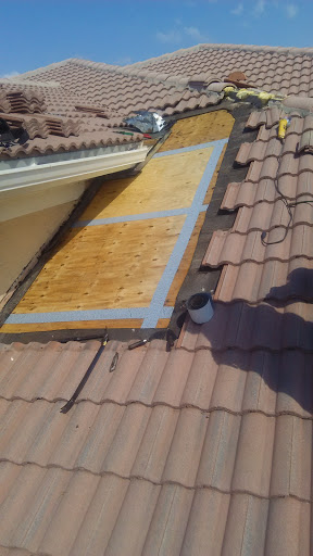 Roofing Contractor «A Licensed Roofing Company», reviews and photos, 3750 Hacienda Blvd, Davie, FL 33314, USA