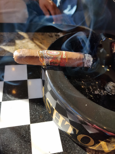 Cigar Shop «Burning Desire Cigar Lounge», reviews and photos, 2790 Cabot Dr #125, Corona, CA 92883, USA