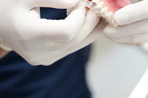 Clinique d'Orthodontie Vevey - Dr Dandane & Dr Messaoudi image
