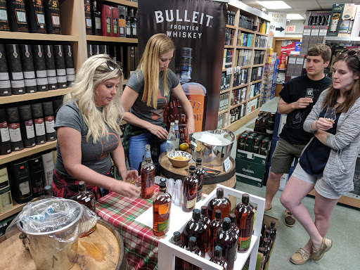 Wine Store «Norfolk Wine & Spirits», reviews and photos, 206 Dedham St, Norfolk, MA 02056, USA