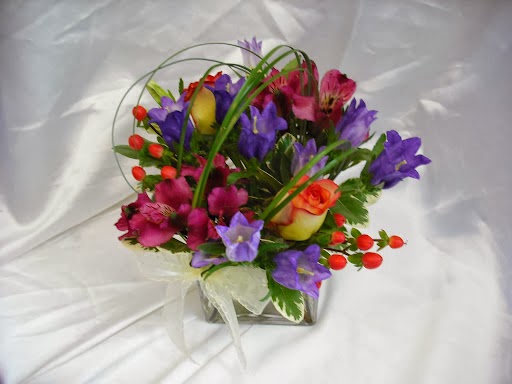 Florist «Roses Are Red Florist», reviews and photos, 425 5th Ave, Indialantic, FL 32903, USA