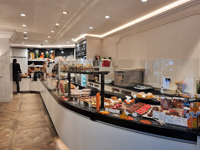 Boulangerie patisserie à Paris