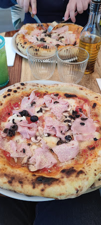 Pizza du Restaurant italien VENICE - Californian Trattoria à Saint-Maur-des-Fossés - n°8
