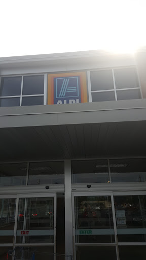 Supermarket «ALDI», reviews and photos, 14267 Pearl Rd, Strongsville, OH 44136, USA