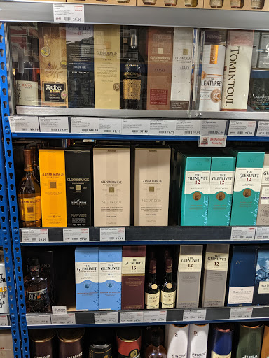 Wine Store «BevMo!», reviews and photos, 7639 N Blackstone Ave, Fresno, CA 93720, USA