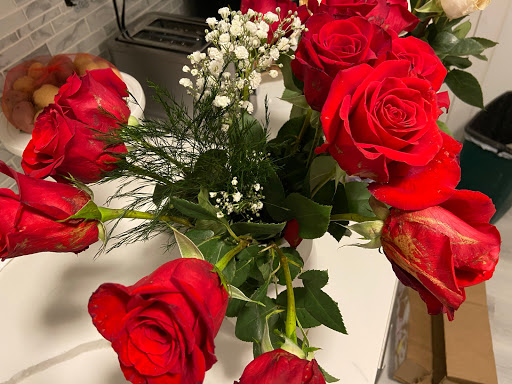 Florist «GlobalRose - Fresh Flowers and Roses at Wholesale Prices», reviews and photos, 7225 NW 25th St #217, Miami, FL 33122, USA