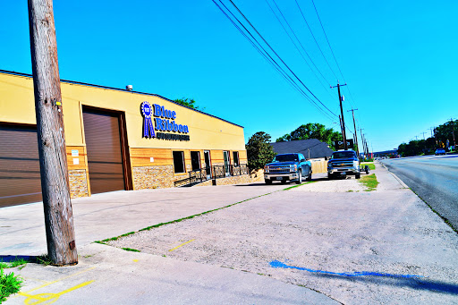 Auto Body Shop «Blue Ribbon Auto Collision Center», reviews and photos, 10910 Perrin Beitel Rd, San Antonio, TX 78217, USA