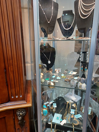 Boutique «Designing Women Boutique», reviews and photos, 1226 N Tamiami Trail, Sarasota, FL 34236, USA